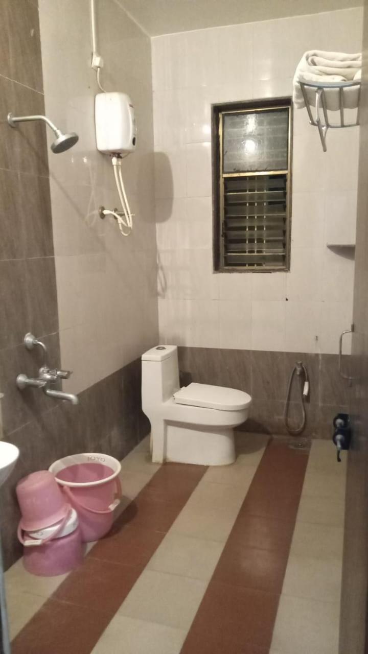 Hotel Swamiraj Indapur  Exterior photo